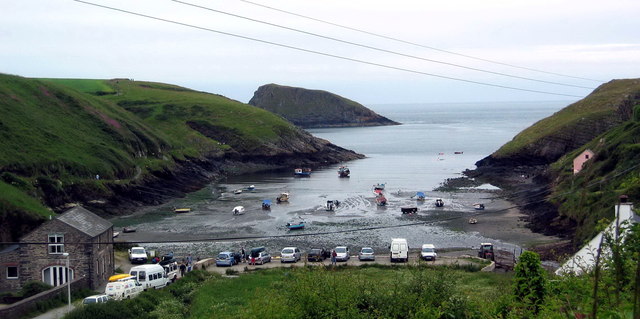 abercastle climbing pembrokeshire