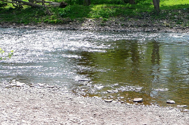 crickhowell wild swimming powys