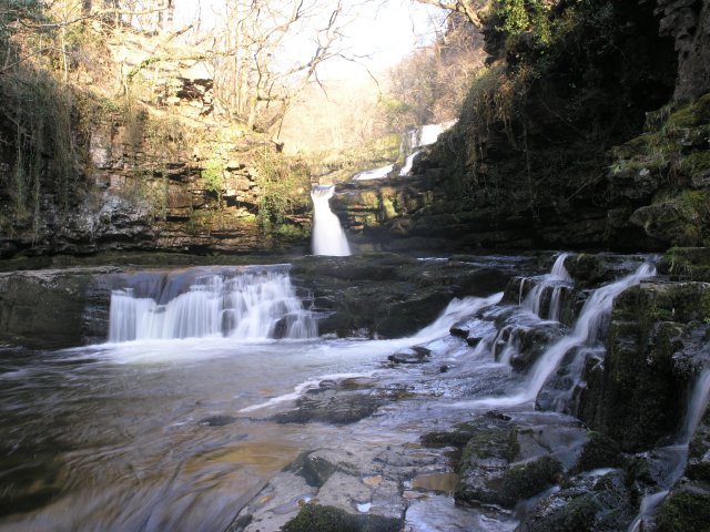 isaf-clun-gwyn wild swimming brecon beacons